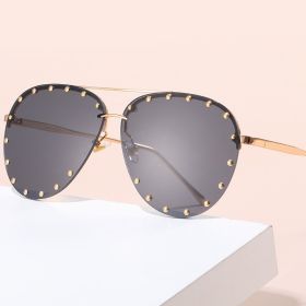 Frameless Sunglasses Cross border Punk Personality Rivets Sunglasses Fashion Toad Sunglasses (Colour: Gold framed double powder tablet)
